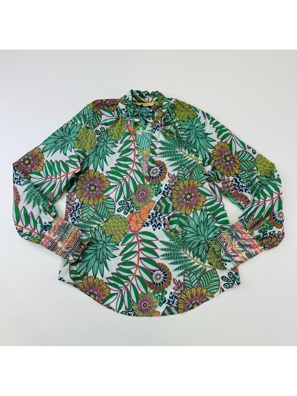 Boden tropical fruit print cotton long sleeve blouse Vneck blouse Size 2
